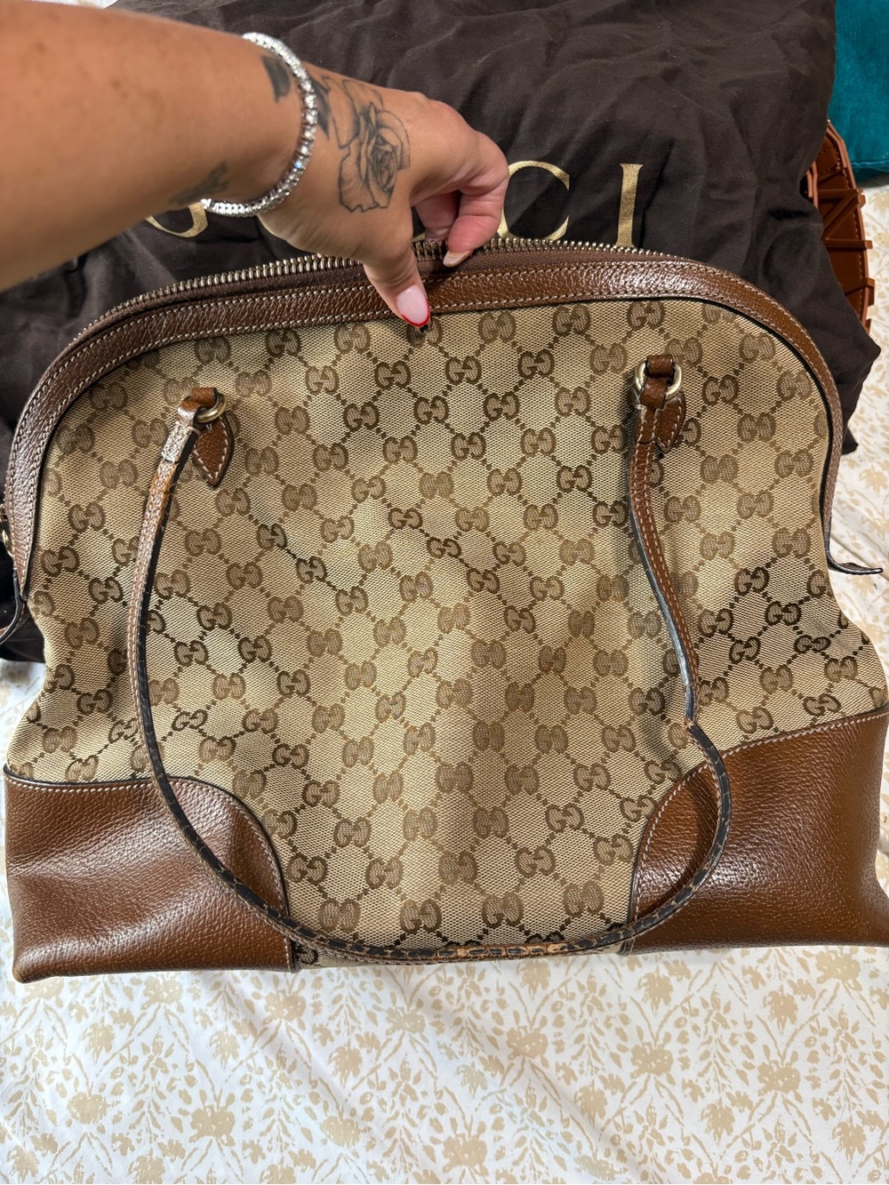 Authentic Gucci Beige GG Canvas and Brown Leather Tote - Picture 2 of 7